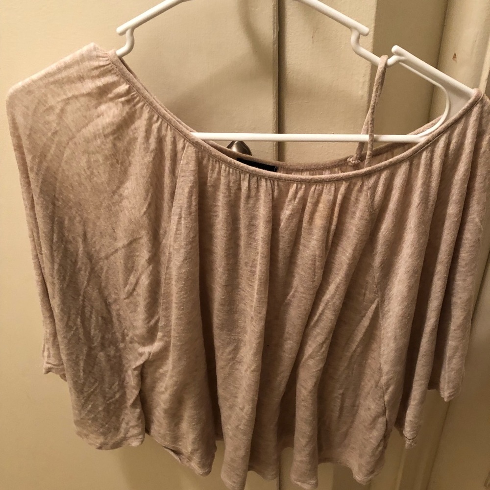 Love Culture M Beige Angel Wing Sleeves Top